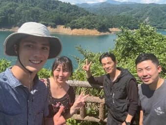 水辺の参加者集合